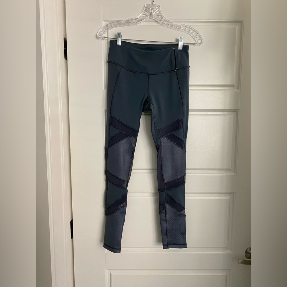 Calia by Carrie Leggings - EUC!